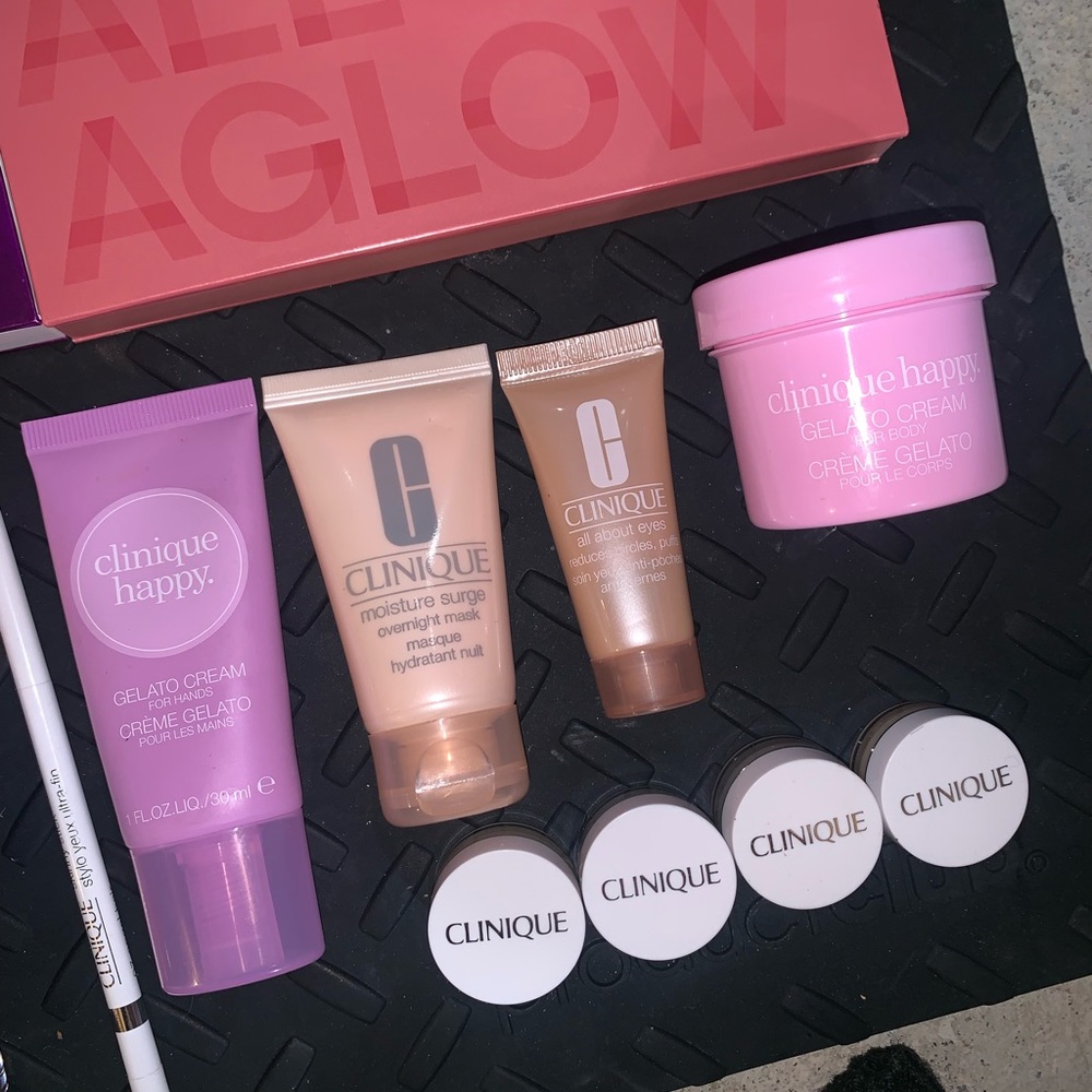 Clinique bundle!!!! - Picture 3 of 8